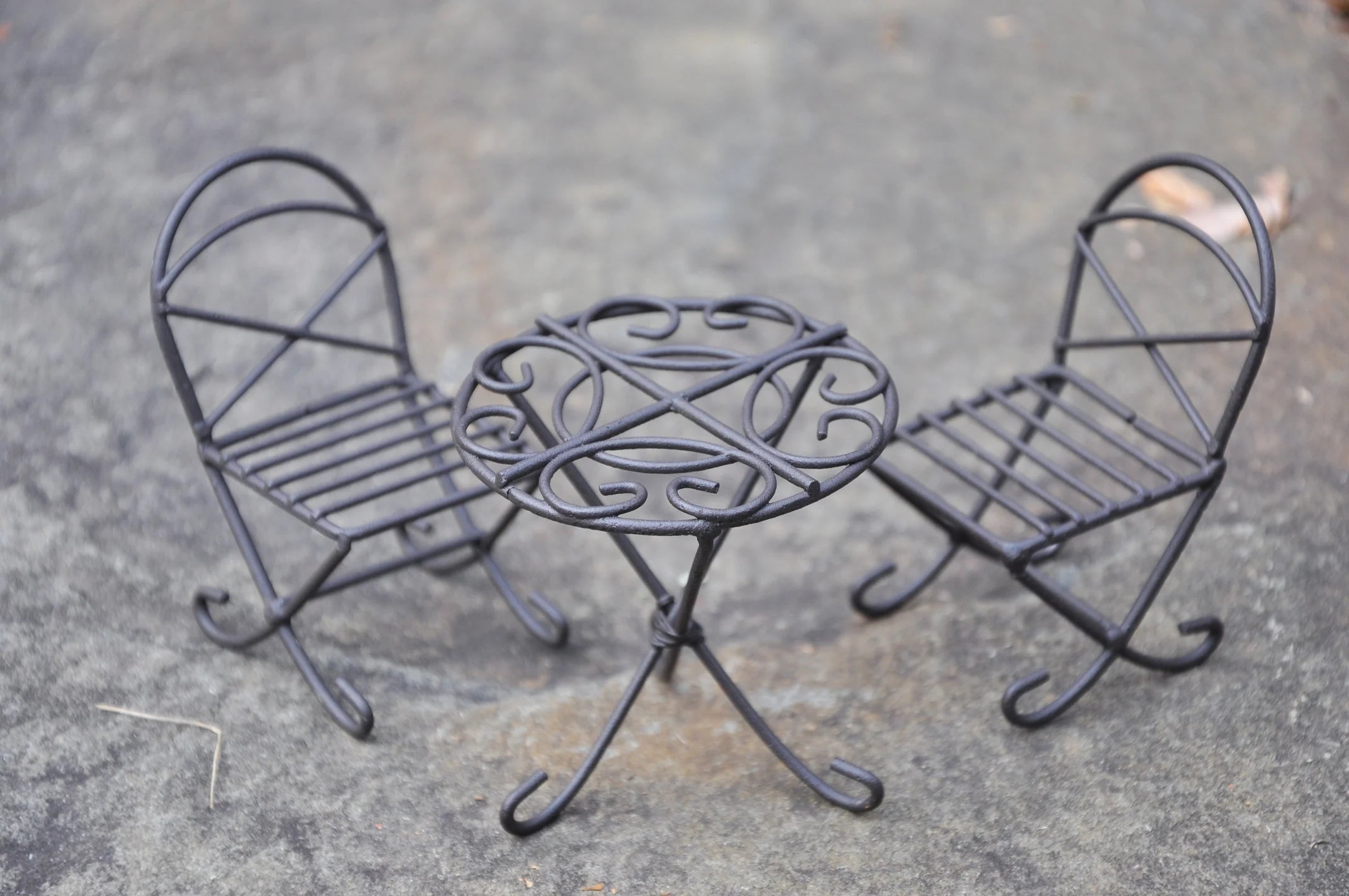 Red Metal Miniature Bistro Set F54821