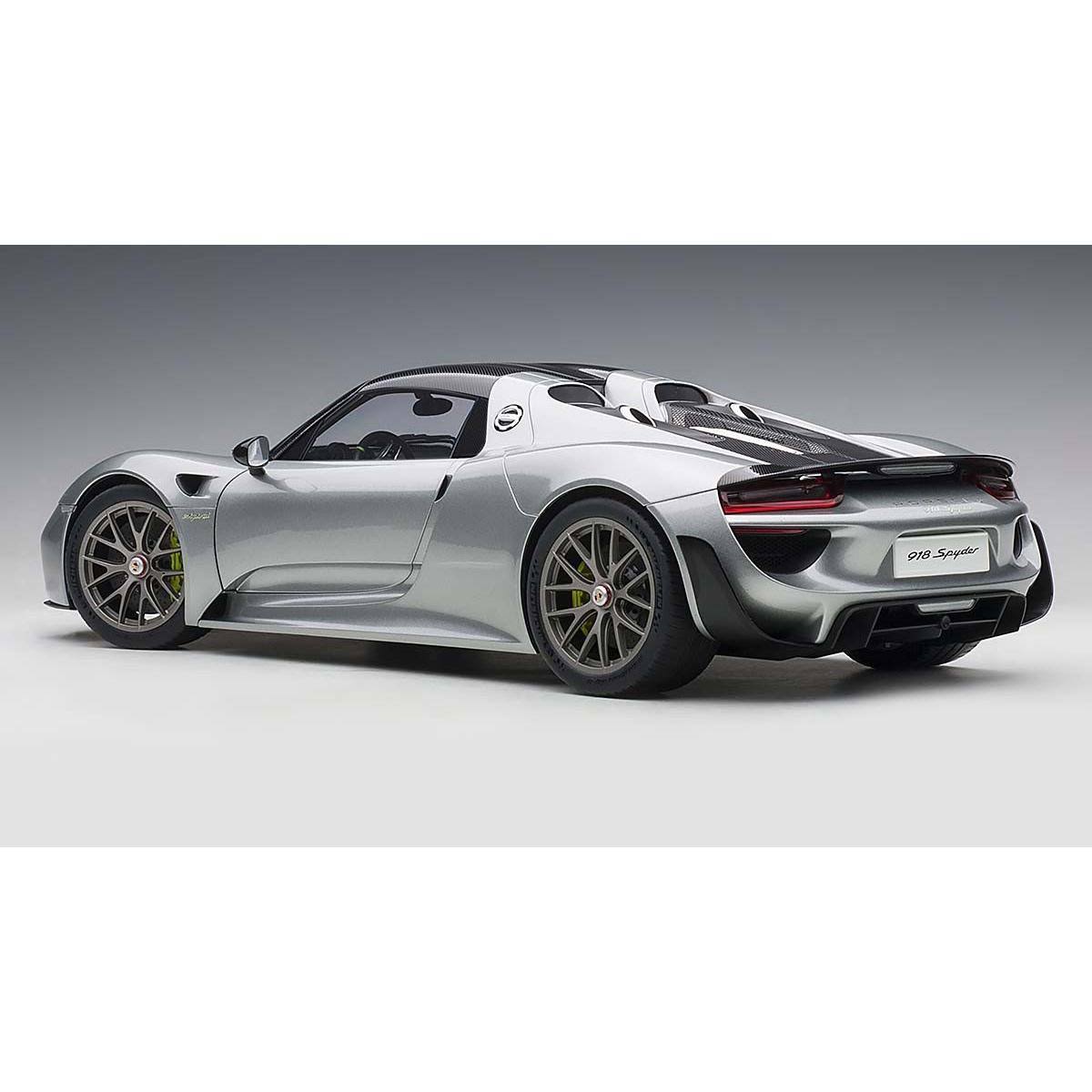 Silver 1/12 Model Car Q264693