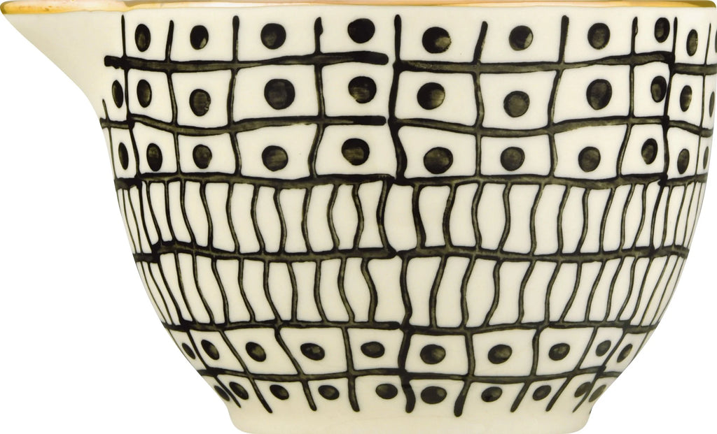 Black & White Stoneware Measuring Cups, Set of 4 P634074