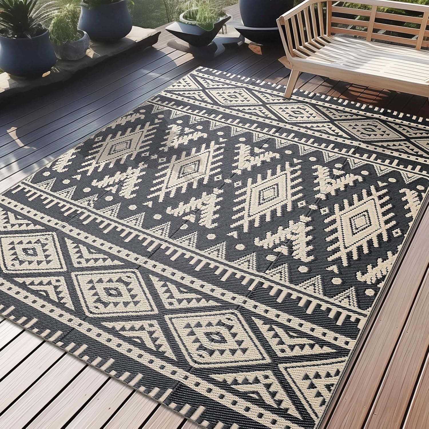 Outdoor Rug Waterproof 5x8 ft Reversible Plastic Straw Rug Black & Beige S5134