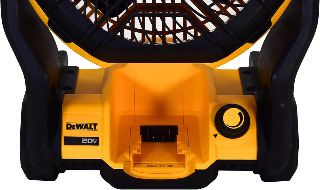 11" Cordless Jobsite Fan Kit with Battery and Charger D69650