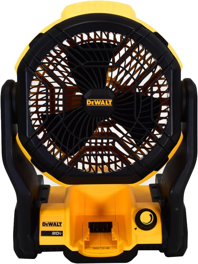 11" Cordless Jobsite Fan Kit with Battery and Charger D69650