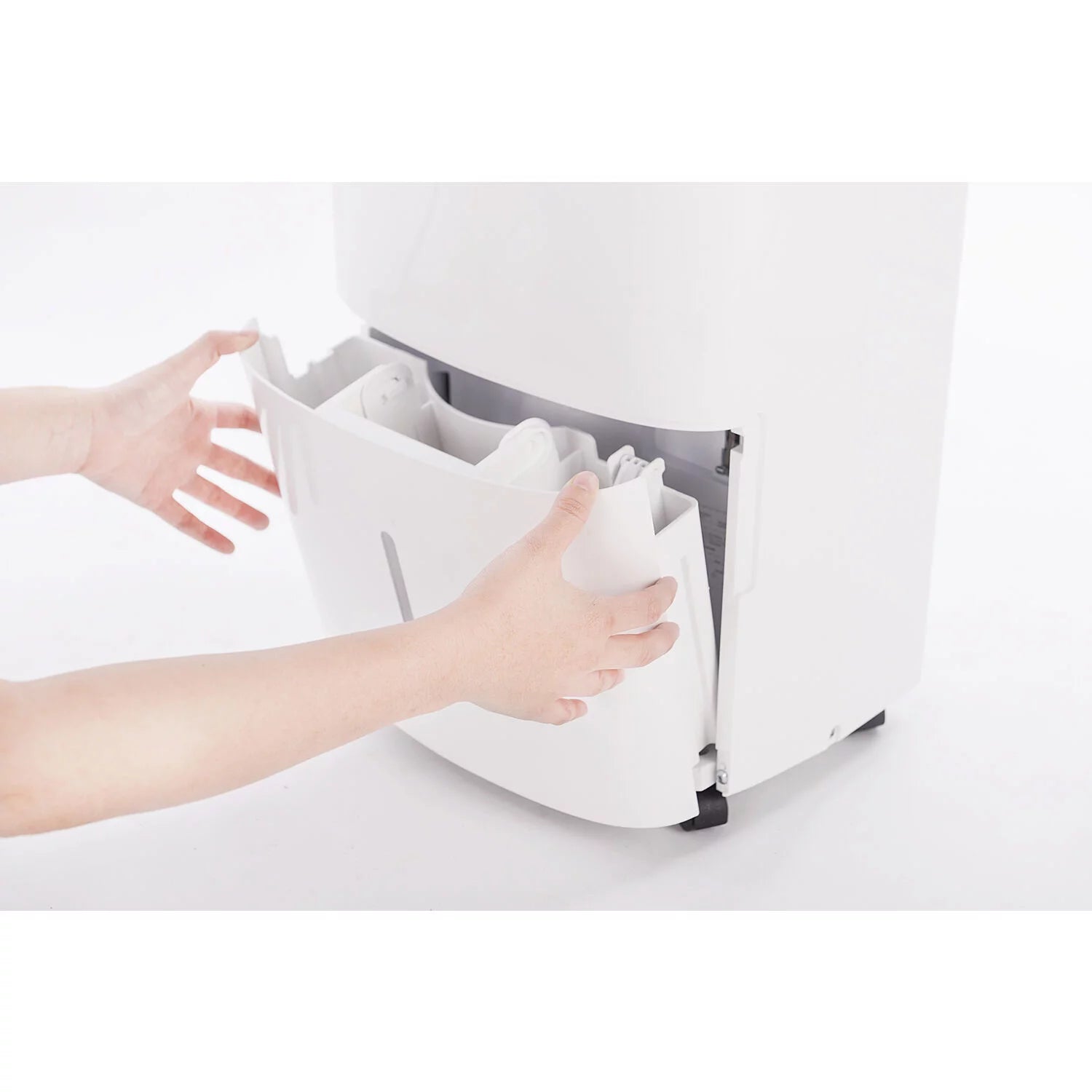 30-Pint Dehumidifier with Washable Filter B527643